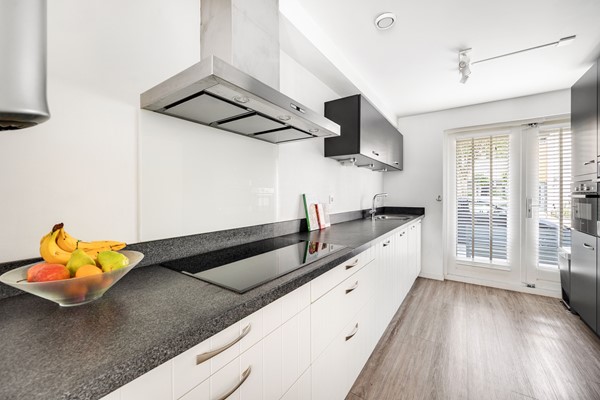 Medium property photo - Smientstraat 48, 2492 PA The Hague